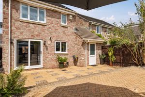 Photo 21- click for photo gallery